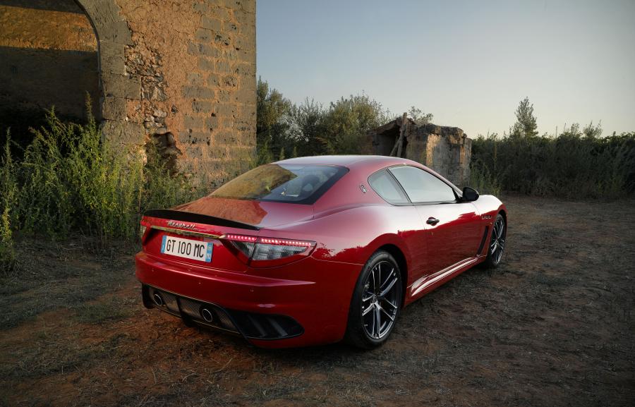  Maserati GranTurismo MC Stradale Centennial Edition 2014 года  (фото 29 из 31)